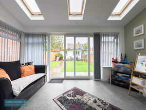 Garden Room- click for photo gallery